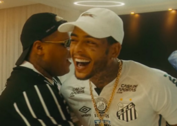 MC Kevin homenageado pelo Santos