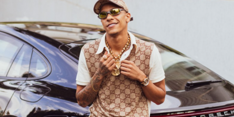 Hit novo vindo aí! Nesta sexta-feira (19), Mc Paulin da Capital soltou prévia de uma música nova que está finalizando. Vem com a Sobre Funk para saber mais. 