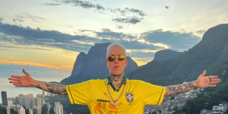 Aprovado! O trap L7nnon gostou muito do novo hit do Mc Daniel, ele em Story diz. "Amassou muito nessa! Braba!" Vem com a Sobre Funk para saber mais.