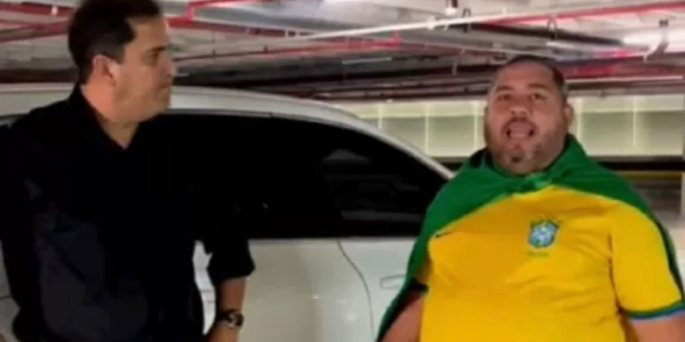 ? Depois de se encerrar a votação para eleger o novo presidente e oficializar a vitória de Lula (PT) no segundo turno das eleições para presidir o Brasil trouxe muita alegria para o comerciante petistas Jailton Pinto Cardoso.