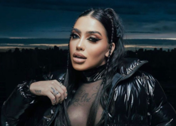 NOVO CASAL DA MÚSICA? A funkeira Mirella e o sertanejo Lucas Lucco foram filmados de mãos dadas em aeroporto. Os dois estão em Angola, na África, e apareceram juntinhos, levantando rumores de novo relacionamento. Vem com a Sobre Funk para saber mais. 