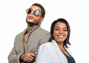 ÁLBUM VINDO! Desde que faleceu em maio de 2021, os fãs de MC Kevin seguem esperançosos que os projetos que o funkeiro gravou ainda em vida sejam lançados. Recentemente o cantor e compositor Gaab, filho do pagodeiro Rodriguinho, lançou a versão deluxe do álbum Maloqueiro Romântico. Agora os fãs do MC aparecem bastante agitados, pois Dona Val, mãe do falecido MC Kevin confirmou que um álbum póstumo do funkeiro está a caminho.